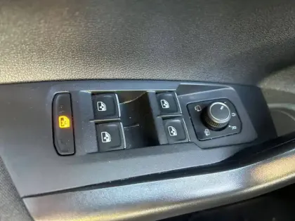 Photo 24 Volkswagen Taigo  1.0 TSI 110 DSG7