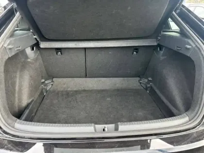 Photo 12 Volkswagen Taigo  1.0 TSI 110 DSG7