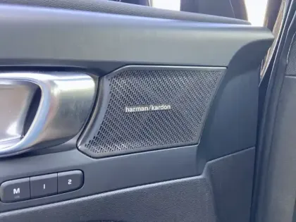 Photo 17 Volvo Xc40  B3 163 ch DCT7