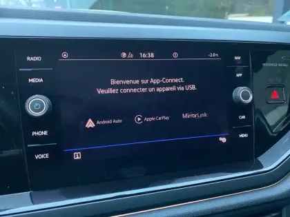 Photo 19 Volkswagen Taigo  1.0 TSI 110 DSG7