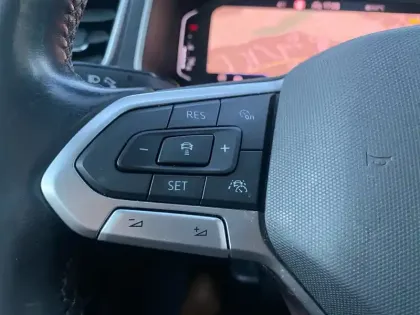 Photo 17 Volkswagen T-roc  1.5 TSI EVO 150 Start/Stop DSG7