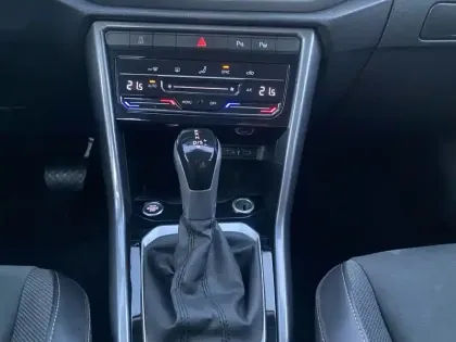 Photo 12 Volkswagen T-roc  1.5 TSI EVO 150 Start/Stop DSG7