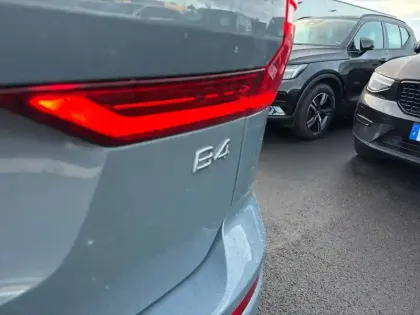 Photo 26 Volvo Xc60  B4 197 ch Geartronic 8