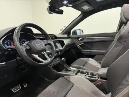 Photo 32 Audi Q3  35 TFSI 150 ch S tronic 7