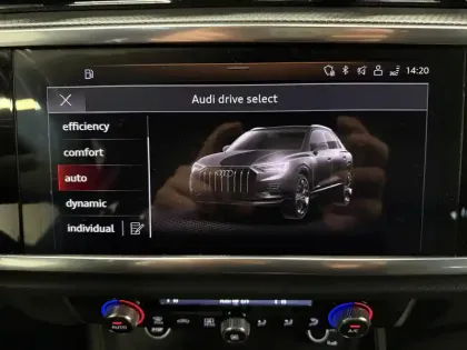 Photo 25 Audi Q3  35 TFSI 150 ch S tronic 7