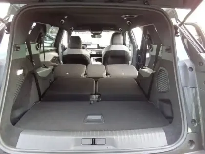 Photo 21 Peugeot 5008  Hybrid 145 e-DCS6