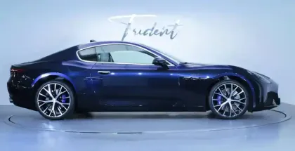 Photo 21 Maserati Granturismo  V6 490