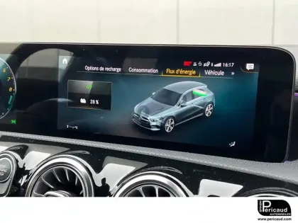 Photo 12 Mercedes Classe A  250 e 8G-DCT