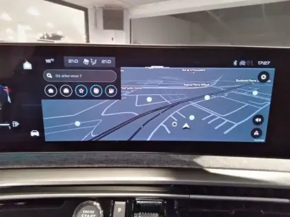 Photo 37 Peugeot 3008  Hybrid 145 e-DCS6