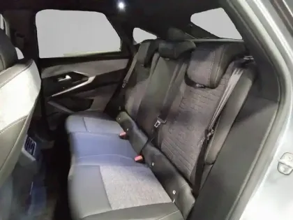 Photo 11 Peugeot 3008  Hybrid 145 e-DCS6