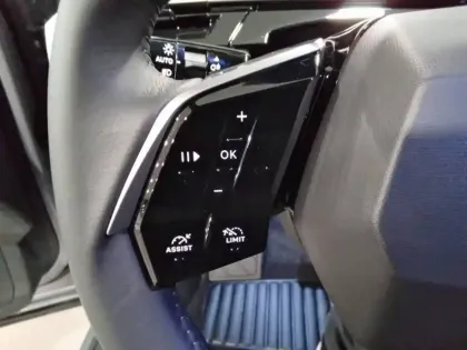 Photo 59 Peugeot 3008  Hybrid 145 e-DCS6