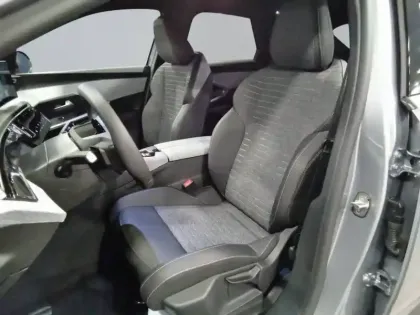 Photo 10 Peugeot 3008  Hybrid 145 e-DCS6