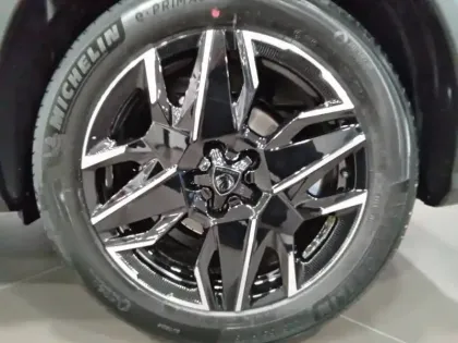 Photo 32 Peugeot 3008  Hybrid 145 e-DCS6