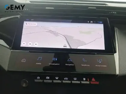 Photo 13 Peugeot 308  SW BlueHDi 130ch S&S EAT8