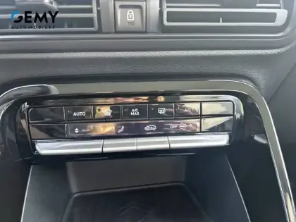 Photo 11 Citroën C3  Hybride 110 ch e-DCS6