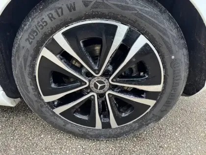 Photo 13 Mercedes Classe A  180 7G-DCT