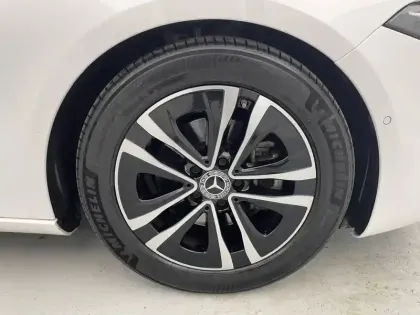 Photo 44 Mercedes Classe A  180 7G-DCT