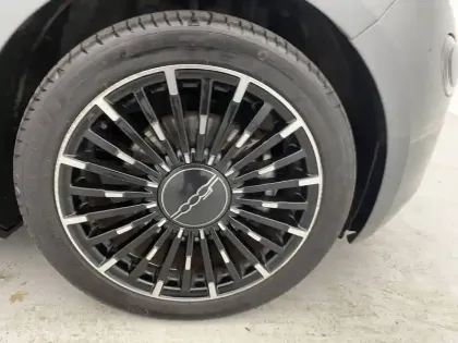 Photo 17 Fiat 500  e 118 ch