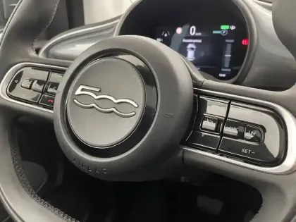 Photo 29 Fiat 500  e 118 ch