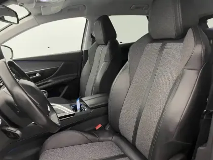 Photo 77 Peugeot 3008  Puretech 130ch S&S BVM6