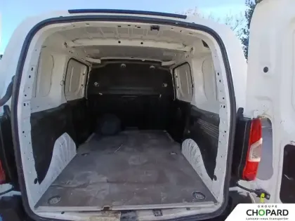 Photo 5 Peugeot Partner E- FOURGON STANDARD 800 KG 136 CH BATTERIE 50 KWH