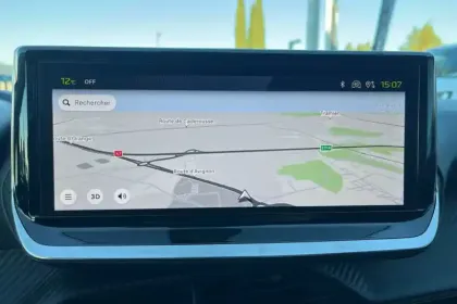 Photo 19 Peugeot 208  Hybrid 110 e-DCS6