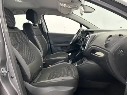 Photo 13 Renault Captur  TCe 90 Energy