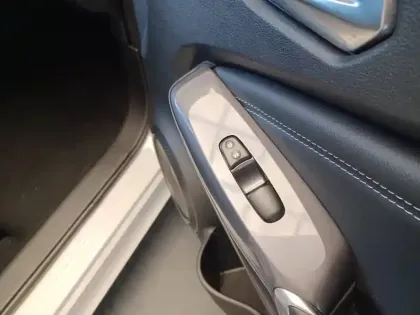 Photo 66 Nissan Juke  Hybrid 143