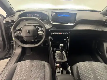 Photo 47 Peugeot 2008  100 S&S BVM6