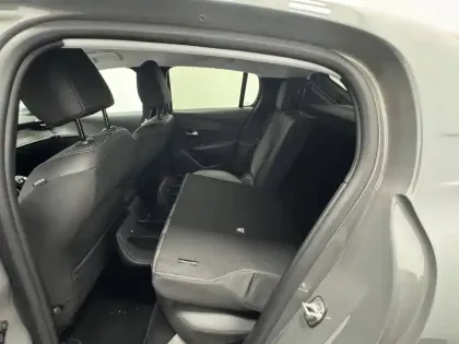 Photo 60 Peugeot 208  100 S&S BVM6