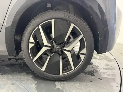 Photo 63 Peugeot 208  100 S&S BVM6