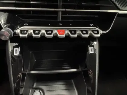 Photo 26 Peugeot 208  100 S&S BVM6