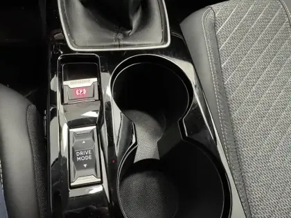 Photo 105 Peugeot 208  100 S&S BVM6