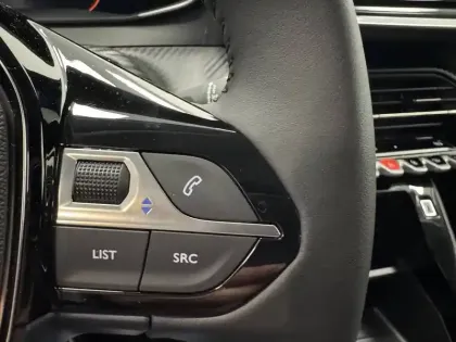 Photo 59 Peugeot 208  100 S&S BVM6