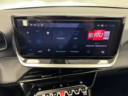 Photo 64 Peugeot 208  100 S&S BVM6