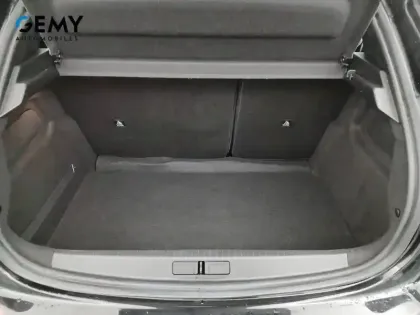 Photo 22 Peugeot 208  BlueHDi 100 S&S BVM6