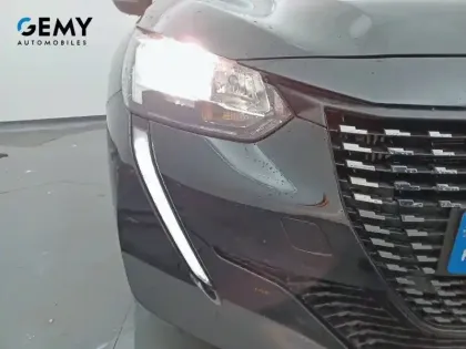 Photo 75 Peugeot 208  BlueHDi 100 S&S BVM6