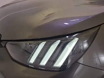 Photo 15 Peugeot 2008  PureTech 130 S&S BVM6