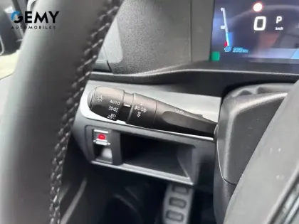 Photo 16 Peugeot Expert  CA FIXE M 2.2 D 180 S&S EAT8