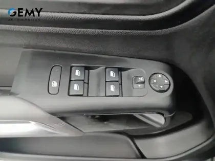 Photo 36 Citroën C5 aircross  Hybride Rechargeable 225 S&S e-EAT8