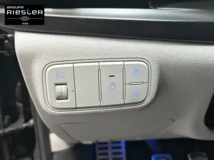 Photo 12 Hyundai Bayon  1.0 T-GDi 100 Hybrid 48V