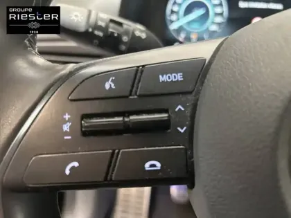 Photo 16 Hyundai Bayon  1.0 T-GDi 100 Hybrid 48V