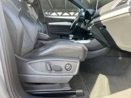 Photo 29 Audi Q5  55 TFSIe 367 S tronic 7 Quattro