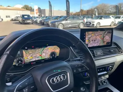 Photo 35 Audi Q5  55 TFSIe 367 S tronic 7 Quattro