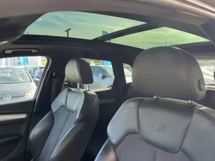 Photo 33 Audi Q5  55 TFSIe 367 S tronic 7 Quattro