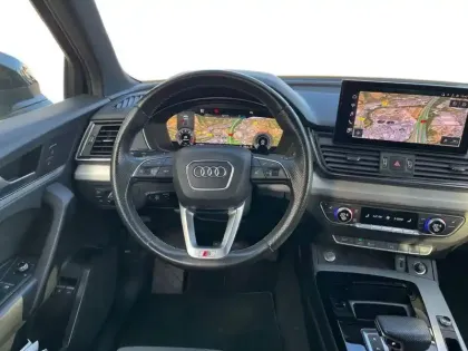 Photo 11 Audi Q5  55 TFSIe 367 S tronic 7 Quattro