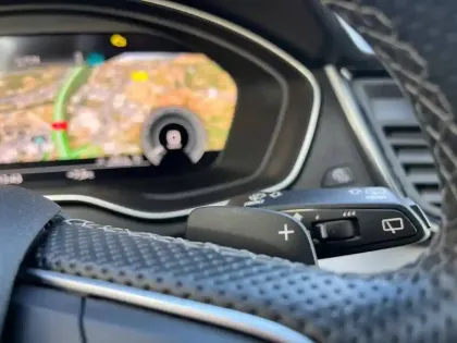 Photo 36 Audi Q5  55 TFSIe 367 S tronic 7 Quattro