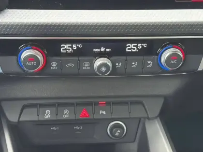 Photo 22 Audi A1  Sportback 30 TFSI 110 ch S tronic 7