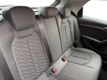 Photo 9 Audi A1  Sportback 30 TFSI 110 ch S tronic 7