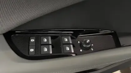 Photo 16 Audi Q3  TFSI 150 ch Hybride S tronic 7